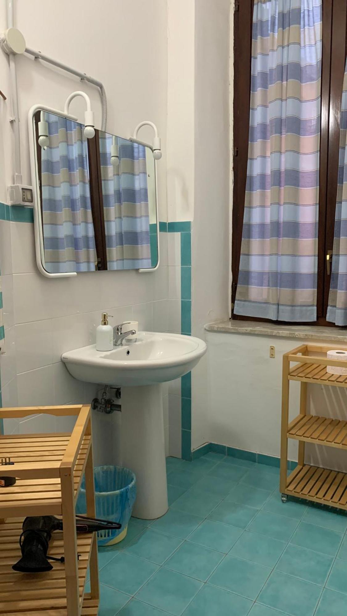 Casa Di Chiara Hostel Crotone Exterior photo